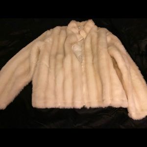 fur jacket and leather coat🧥